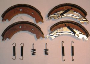 Knott Brake shoes kit 200 x 50 two pairs to do one complete axle  (click for enlarged image)
